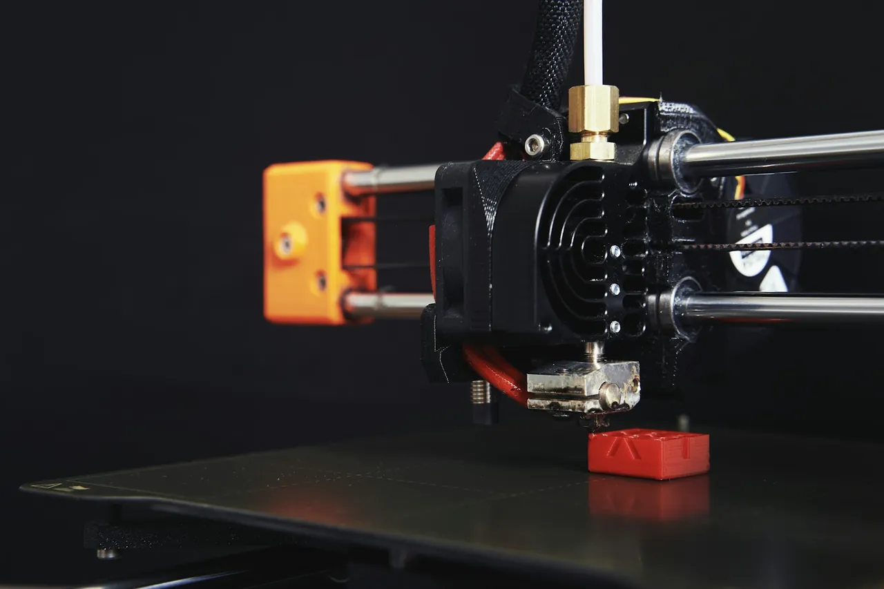 स्टील काटने से पहले 3D प्रिंटिंग: जिग, फिक्स्चर और चेंज पार्ट्स की प्रोटोटाइपिंग